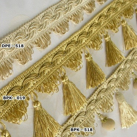 BPK - 019 (10 m) tassels trim