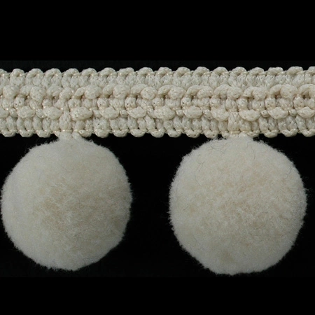 PA-40 / ДЕКОР (10 м) Тесьма с помпонами