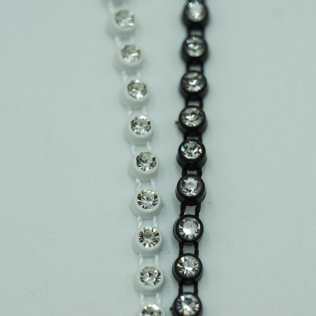 TJG – 4 (9 м) Лента со стеклянными бусинами