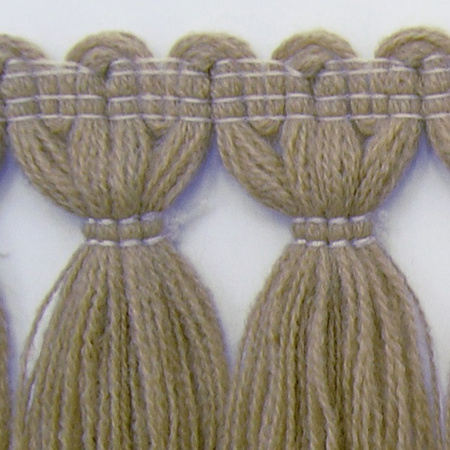 AD - 110c (10 m) cut acrylic fringes.