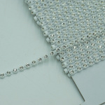 TJG – 4 ( 9 m) taśma ze szklanymi dżetami