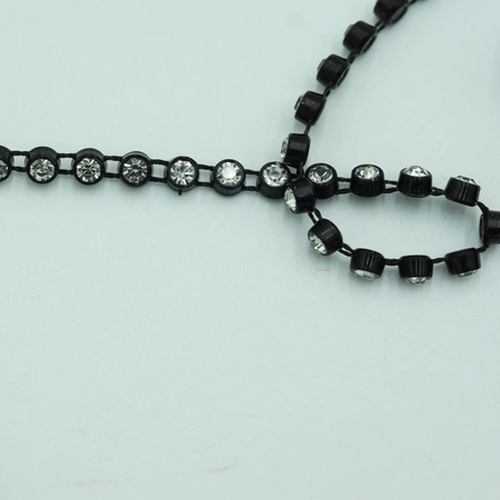 TJG – 4 (9 м) Лента со стеклянными бусинами