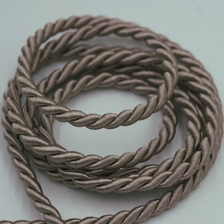 PS-6 (20 м) Декоративный обивочный шнур