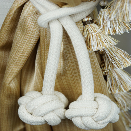 CT - 08/150  (1 pc.) cotton tassel-clamp