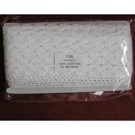 C - 136 (25 m) lace - 32 mm