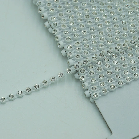 TJG – 4 (9 м) Лента со стеклянными бусинами