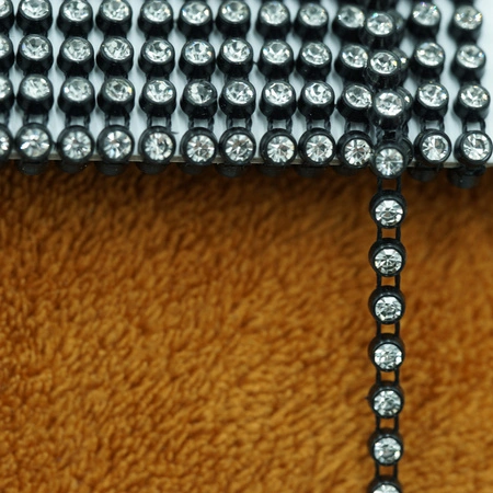 TJG – 4 (9 м) Лента со стеклянными бусинами