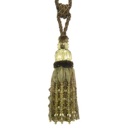 PK - 02 (1 pc.) Beaded tieback