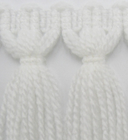 AD - 110c (10 m) cut acrylic fringes.